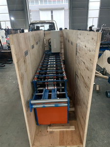 Machine de formage à froid pour panneaux de clôture en acier coloré, vente directe d'usine, machine de fabrication de panneaux muraux - Product Image 6