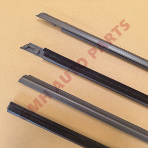 4 Pezzi Guarnizione Esterna per Vetri Porta, Modanatura Paravento per <span class=keywords><strong>Suzuki</strong></span> Grand <span class=keywords><strong>Vitara</strong></span> 2005-2008 2009-2012 2013-2017, Striscia in Gomma per Finestrini - Product Image 5