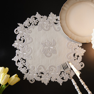 Set de table rond rétro avec bordure en dentelle, isolant thermique, pour la décoration de la salle à manger - Product Image 1