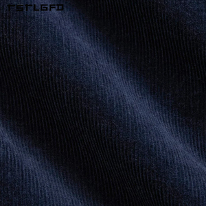 ผู้ผลิต OEM เสื้อเชิ้ตผู้ชายผ้าลูกฟูกสุดหรู คุณภาพสูง สตรีทแวร์ หนานุ่ม สไตล์วินเทจ กันยับ ระบายอากาศได้ดี ทรงคาร์โก้ แขนยาว - Product Image 6