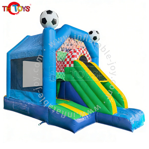 Castello Gonfiabile a Tema Calcio: Divertimento Assoluto per Feste di Bambini - Product Image 5