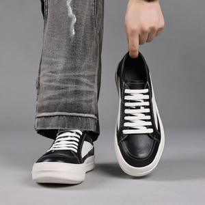 Zapatos Casuales de Cuero Genuino para Hombre, Color Negro y Blanco con Costuras en Bloques de Color, Transpirables, con Suela de Goma de Tacón Medio, Estilo para Caminar - Product Image 1