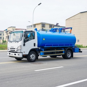 รถบรรทุกทำความสะอาดท่อระบายน้ำและดูดสิ่งปฏิกูล ISUZU 4x2 พร้อมปั๊มสุญญากาศ ถังเก็บของเสียขนาด 5000 ลิตร สำหรับบำบัดน้ำเสีย - Product Image 1