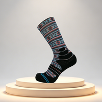 Chaussettes en polyester à logo personnalisé, imprimées par sublimation, motif géométrique vintage, colorées, style bohème, streetwear, chaussettes de sport