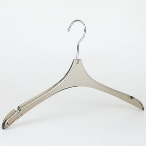 LINDON – cintre de luxe en <span class=keywords><strong>plastique</strong></span> noir Transparent Lucite acrylique avec Logo personnalisé pour vêtements - Product Image 5