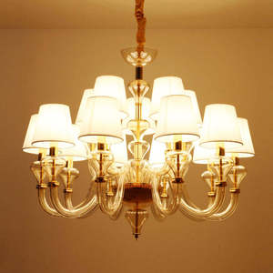 Lámpara de Araña Grande de Cristal LED Dorada con Pantallas de Tela Blanca para Sala de Estar, Estilo Americano Simple - Product Image 2