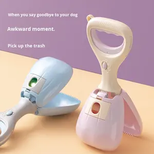 Ramasse-crottes portable pour chien en plastique, très vendu à l'international, avec sacs à crottes - Product Image 1