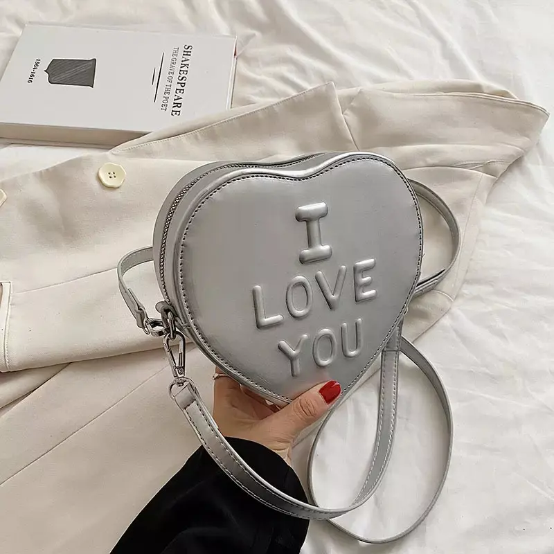 2022 women shoulder crossbody messenger bags fashion silver purses sweet love heart elegant bags