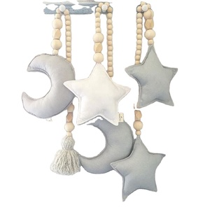 Juguetes colgantes de estrellas para cuna de bebé, cuentas de <span class=keywords><strong>madera</strong></span>, cadena colgante para cama de bebé, tienda de juegos, decoración para habitación - Product Image 1