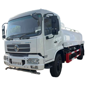Camión Cisterna de Agua Dongfeng 4x2 de 15m3 a Precio de Fábrica, Camión Cisterna con Aspersor de Agua en Venta - Product Image 1
