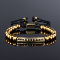 Bracelet à Breloques en Perles d'Ananas en Acier Inoxydable Zircon Cubique Micro Sertissage en Laiton Réglable avec Couronne