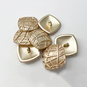 Chất Lượng Cao Bán Buôn Kẽm Hợp Kim Nút <span class=keywords><strong>20Mm</strong></span> Kim Loại Vuông Chân Nút Có Thể Giặt Cho Áo Sơ Mi Trang Trí Với Biểu Tượng Tùy Chỉnh - Product Image 2