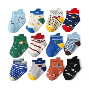 300 Farben In-Stocks Artikel Cotton Tube Casual Cartoon Socken Kleinkinder Kind Neugeborene Jungen Cartoon Socken Anti Slip Home Socken