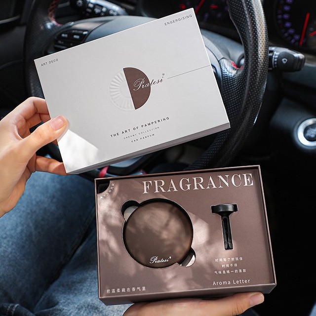 High Quality High-end Design Long-lasting Car air Freshener Natural Essential Oil Car Vent Fragrance Diffuser