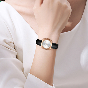 Fabricant de montres ODM HANNAH MARTIN, montre-bracelet carrée pour femmes avec bracelet en cuir véritable, montre à quartz minimaliste personnalisée pour femmes - Product Image 2