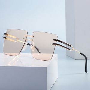 Custom Logo Fashion Retro <b>Men</b> Oversized Square <b>Sunglasses</b> Metal Legs Oversized Rimless <b>Sunglasses</b> Women - Product Image 3