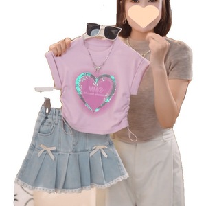 Traje de manga corta de verano para niña, conjunto de dos piezas de estilo extranjero de nuevo amor, camisa de punto de algodón con falda vaquera, diseño de estampado informal - Product Image 3