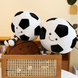 Peluche a Forma di Pallone da Calcio o Basket con Faccina Sorridente, Imbottitura in Cotone PP, Regalo di Compleanno o Festività, Cuscino Morbido Decorativo per Casa e Divano - Product Image 2