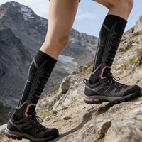 Chaussettes de ski en laine mérinos lourde pour hommes avec logo personnalisé, chaussettes de sport d'extérieur tricotées, hauteur genou, séchage rapide, vente en gros OEM