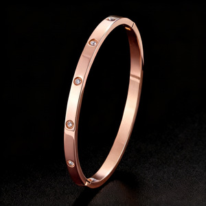 Brazalete <span class=keywords><strong>de</strong></span> Acero Inoxidable Resistente al Agua Resoul, Chapado en Oro con Circonita Cúbica, Brazalete <span class=keywords><strong>de</strong></span> Lujo para <span class=keywords><strong>Mujer</strong></span>, Regalo - Product Image 6