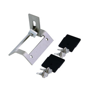 Pince de toit à <span class=keywords><strong>joint</strong></span> <span class=keywords><strong>debout</strong></span> en aluminium à <span class=keywords><strong>prix</strong></span> compétitif Toit en métal Panneau solaire Montage sur le toit Clip Lock Solar U Clamp - Product Image 1