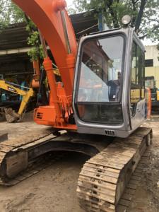 Excavadora hidráulica de orugas Hitachi ex200 usada, original de Japón, 12 toneladas, ¡nueva llegada! Tamaño pequeño y mediano - Product Image 5