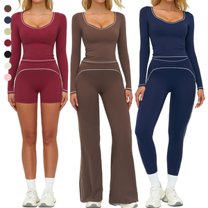 Ensemble de sport pour femme grande taille : T-shirt d'entraînement à manches longues, sous-short, leggings marron et pantalon évasé - Product Image 1