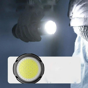 ไฟฉายสปอตไลท์แบบชาร์จซ้ำได้ รุ่น White Lazer Power 20000LM ระยะไกล ไฟ LED ปรับซูมได้ ตัวเรือนอะลูมิเนียม สำหรับงานทางยุทธวิธี - Product Image 4