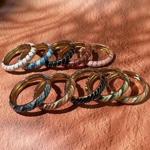 Bracelet Tendance Luxe Léger en Alliage Plaqué Or, Design Goutte d'Huile Irrégulier, Vente en Gros Usine 2026 - Product Image 1