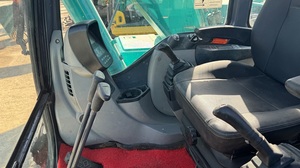 Fabricación vende excavadora sobre orugas Kobelco SK130 con motor Komatsu original PLC y rodamiento 1 año de garantía buen precio - Product Image 5