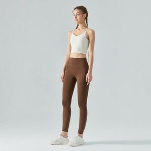 Débardeur de yoga pour femme à double bretelle fine et dos croisé, avec soutien-gorge de sport rembourré à col en U, faible maintien, sans manches, pour Pilates et entraînement - Product Image 4