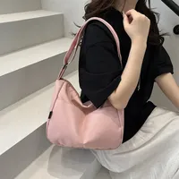 Sac à bandoulière de voyage simple pour femmes, sacs messager de couleur unie pour filles, sacs à main de grande capacité à la mode pour dames, fourre-tout décontracté