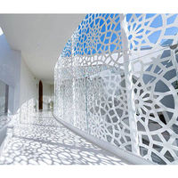 Panneaux muraux décoratifs CNC modernes, cloisons en aluminium pour balcon, revêtement mural en aluminium, profilé de panneau extérieur