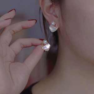 Pirinç Altın Kaplama Küpe 6-7mm Doğal Tatlı Su İncileri AAAA Kalite Beyaz Kadınlar İçin Trend - Product Image 5