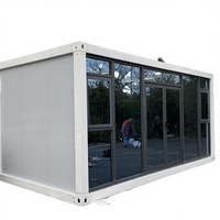 Maisons conteneurs plates personnalisées de 20 pieds avec murs-rideaux en verre, installation facile, caractéristiques détachables, design moderne pour chambre et salon