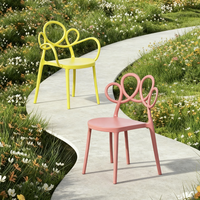 Chaise de salle à manger empilable rose moderne de style nordique en plastique PP, design Langfang, pour restaurant, vente en gros