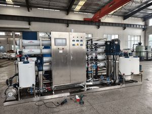 Système de traitement de l'eau par osmose inverse pour l'industrie laitière / Équipement de purification de l'eau par osmose inverse pour usine laitière - Product Image 1