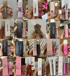 Brillo Labial Vegano Nude con Logotipo Personalizado, Brillo Labial de Marca Privada - Product Image 2