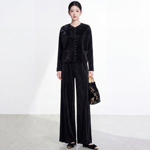 Ensemble deux pièces plissé Miyake de haute qualité pour femme, uni, décontracté, avec appliques, coupe ample, en polyester respirant, tendance - Product Image 1