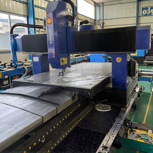 Pesante 3 assi Fanuc CNC Gantry fresatrice ad alta precisione 2000kg capacità di carico per componenti automobilistici in acciaio automatico - Product Image 2