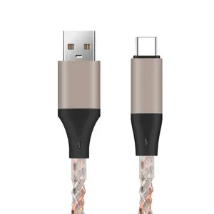 Câble USB à charge rapide RVB Câble de données USB à lumière fluide