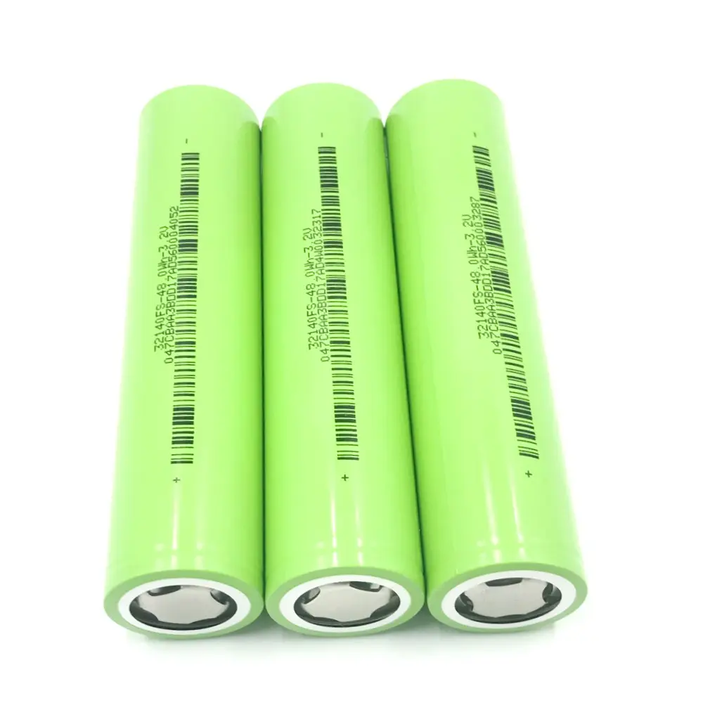Batterie LiFePO4 rechargeable haute capacité 32140 48Wh 3.2V 15000mAh pour système solaire
