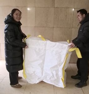 Saco FIBC Personalizado - Embalagem de Marca para Produtos Industriais a Granel 500KG 1000KG 200KG - Product Image 1