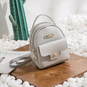 Mini <span class=keywords><strong>Zaino</strong></span> in Pelle per Ragazze Adolescenti, Piccolo <span class=keywords><strong>Zaino</strong></span> <span class=keywords><strong>Rosso</strong></span>, Borsa Firmata da <span class=keywords><strong>Donna</strong></span>, Semplice Borsa a Tracolla - Product Image 5