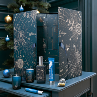 Calendrier de l'Avent de Luxe Doré, Boîte Rigide 24 Jours, Beauté Chrétienne, Revêtement en Éponge UV, Doublure Personnalisée, Papier Mat Laminé