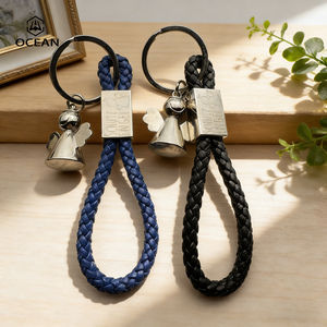 Porte-clés circulaire en cuir avec anneau, mini sac à bandoulière en cuir, petit sacoche assorti pour la mode quotidienne - Product Image 3