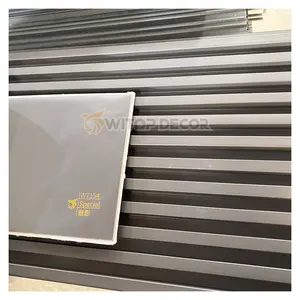 20Cm Hoge Kwaliteit Indoor Gecanneleerde Wandpaneel Boards Interieur Devoratief Hout Kunststof Composiet Wpc Wandpaneel