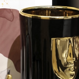 Flolenco Home Decor Vases En Céramique De Luxe Exquis Unique <span class=keywords><strong>Visage</strong></span> Humain Conception En Céramique Ornements Décoratifs Vases À Fleurs Dorées - Product Image 3