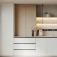 Buffet minimaliste en bois avec panneaux crème pour salle à manger, cuisine, salon |   Carte E0 |   Meubles de salon