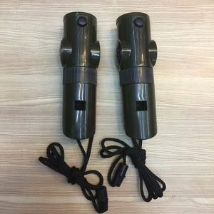 Silbato Multifuncional Portátil 7 en 1 para Exteriores, de Alto Decibelio, Salvavidas, con Linterna, Brújula y Termómetro - Product Image 4